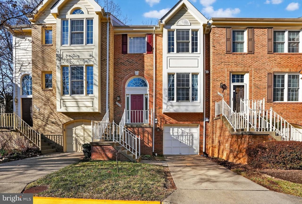 11433 Heritage Oak Ct - Photo 2 of 24