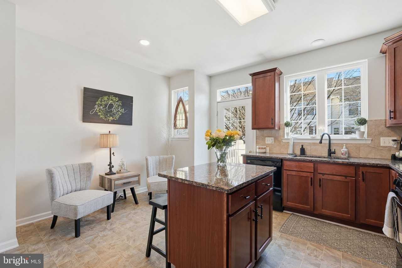 20390 Bass Rocks Ter - Photo 3 of 24