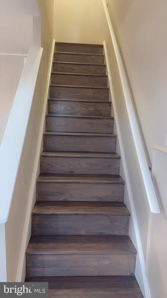 9830 Grant Ave - Photo 7 of 18