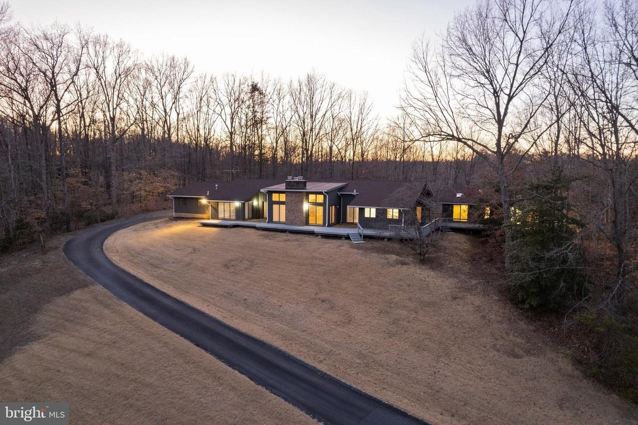 20 Cessna Ln - Photo 6 of 49