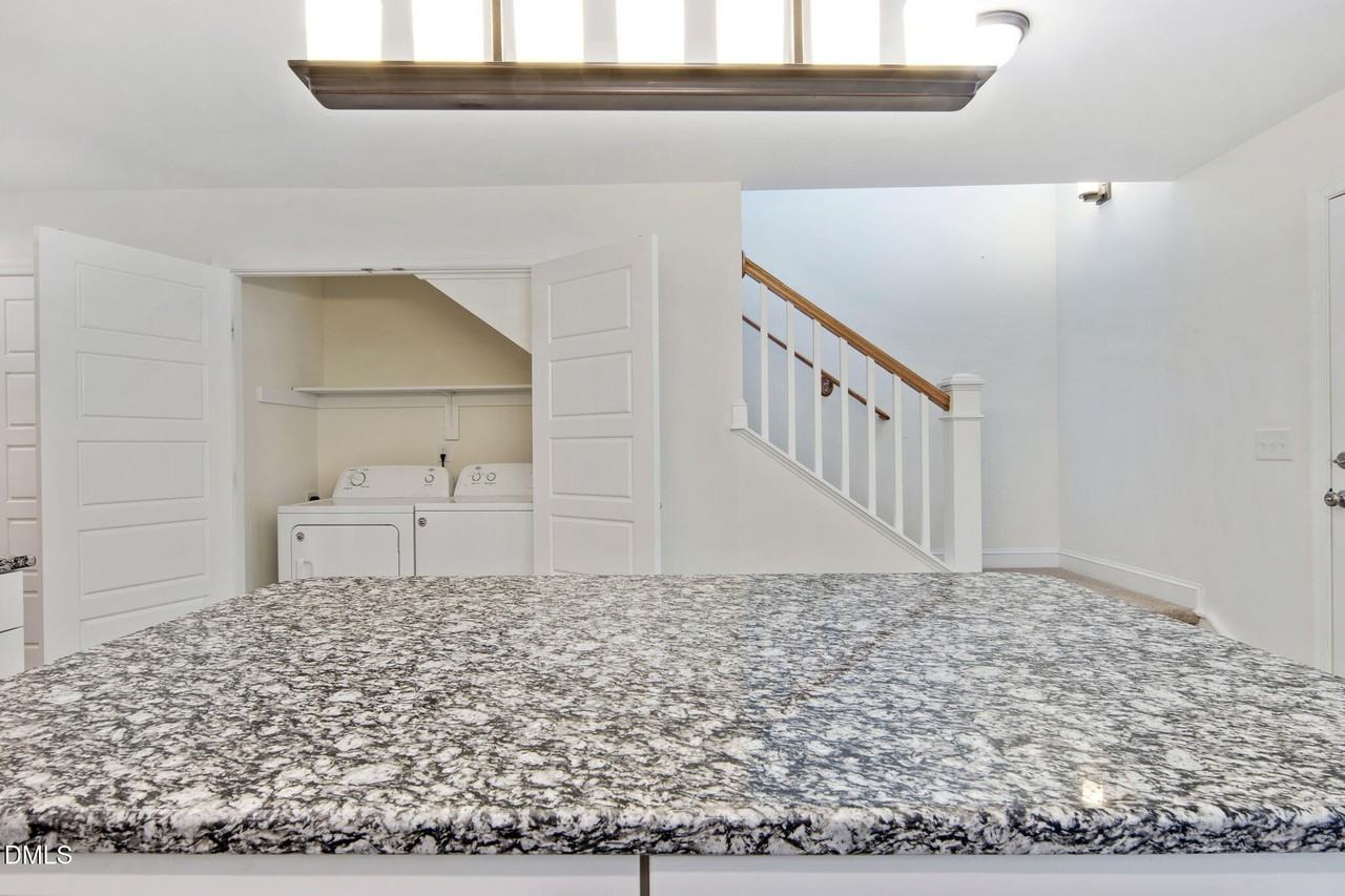 116 Brickyard Ln - Photo 6 of 26