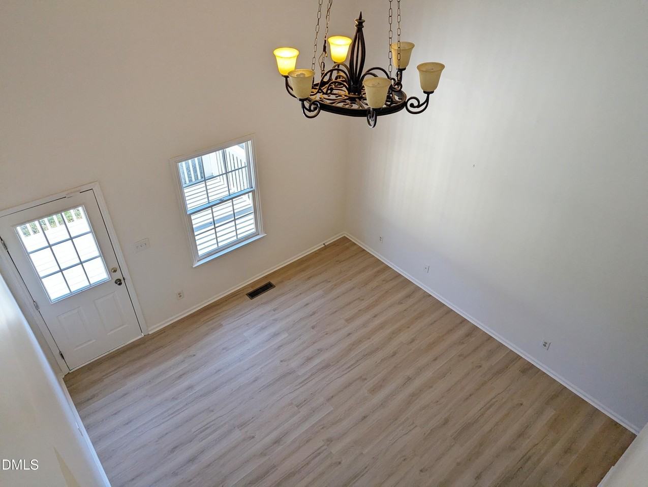 1211 Odyssey Dr - Photo 5 of 17