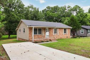 featured image of 812 Lincoln Dr