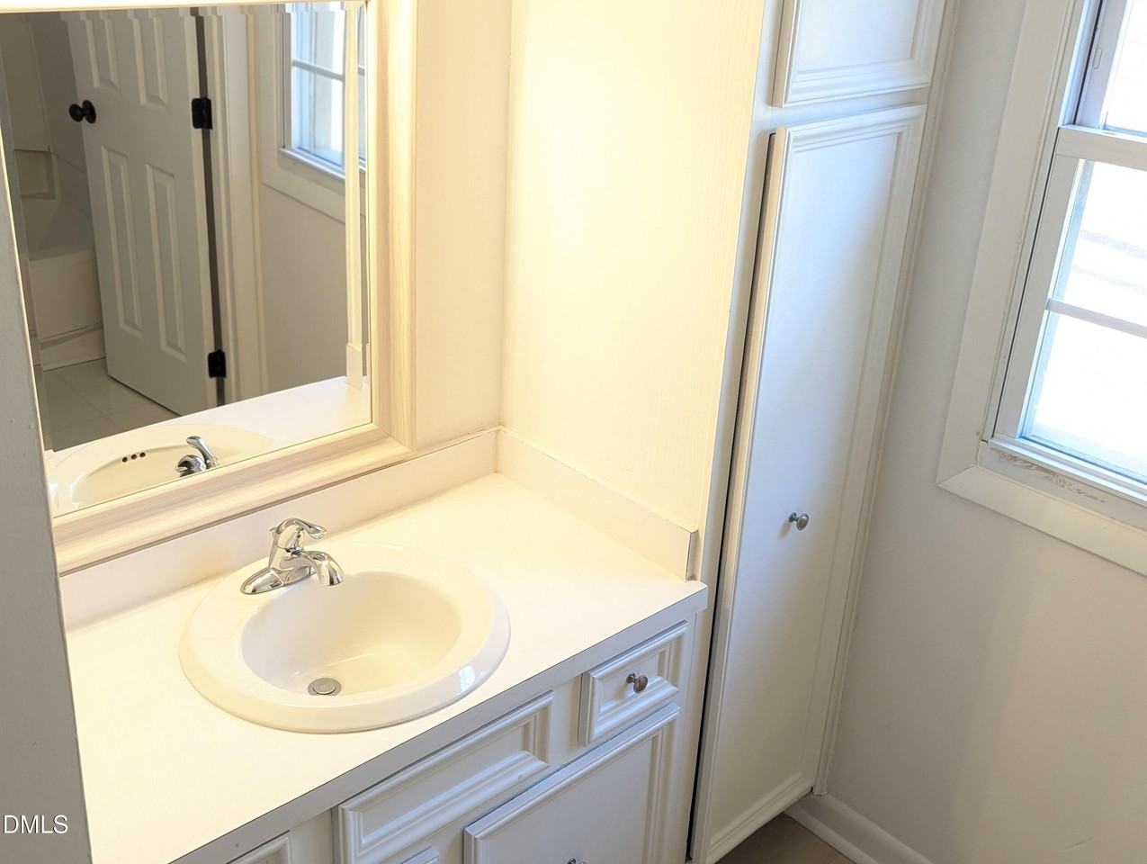 4100 Five Oaks Dr Unit 15 #15 - Photo 7 of 14