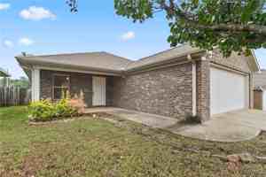 featured image of 172 Roscommon Rd