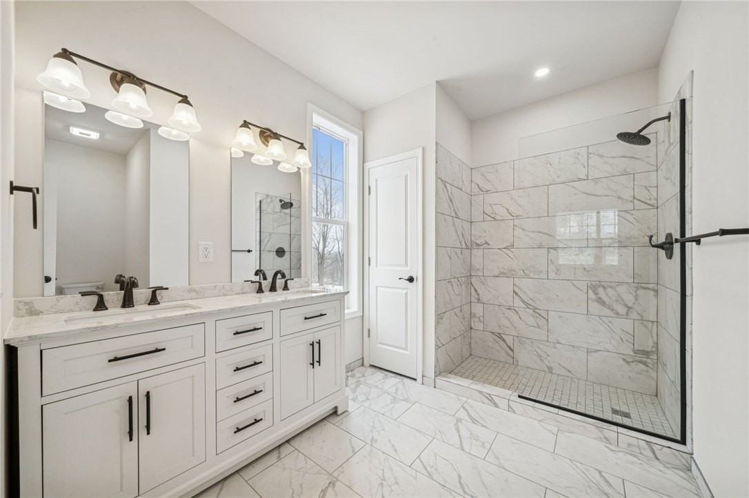 2211 Lebanon Dr - Photo 7 of 37