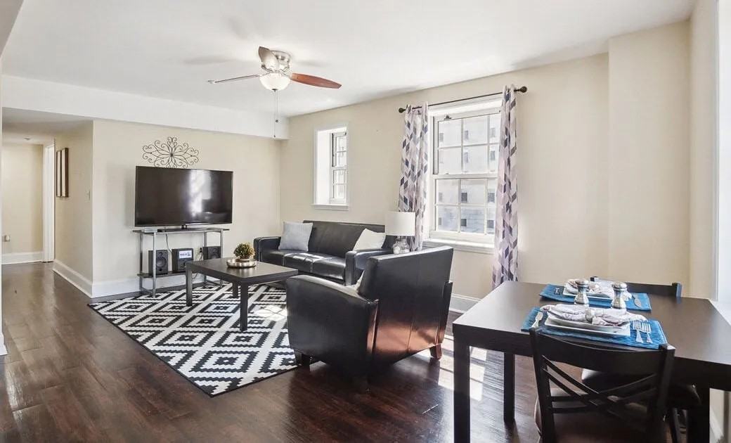 Coronado Place and Towers - Photo 6 of 9