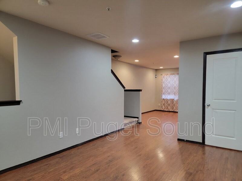 17614 79th Avenue Ct E #59 - Photo 5 of 19