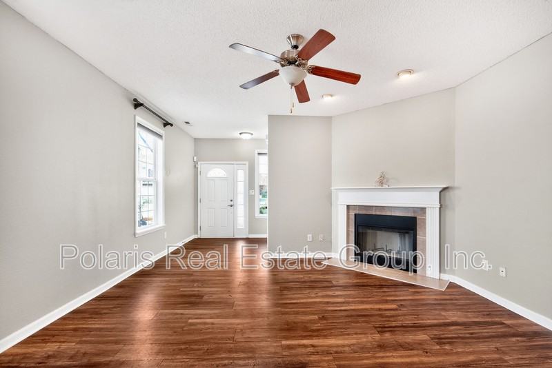 3696 White Cliff Way - Photo 5 of 28