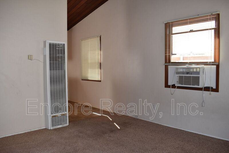 3931 Mason St - Photo 7 of 10