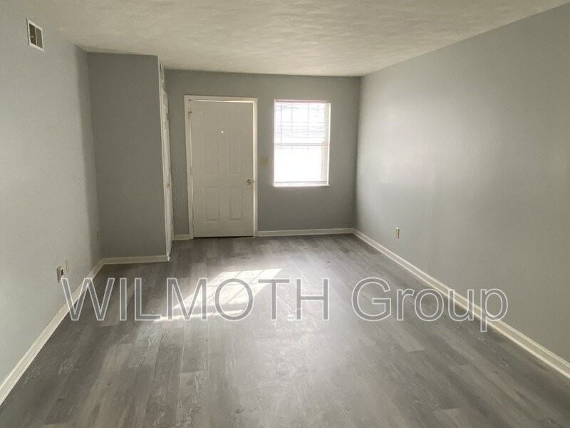 1329 Millerwood Dr - Photo 3 of 11