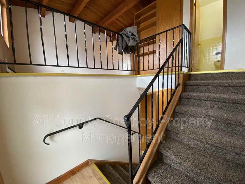 1000 E Garfield St #1 - Photo 6 of 11