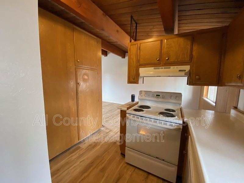 1000 E Garfield St #1 - Photo 2 of 11