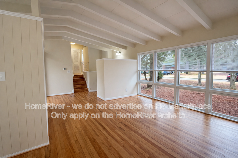 8839 Camfield Dr - Photo 3 of 8