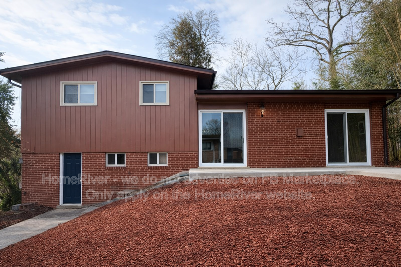 8839 Camfield Dr - Photo 4 of 8