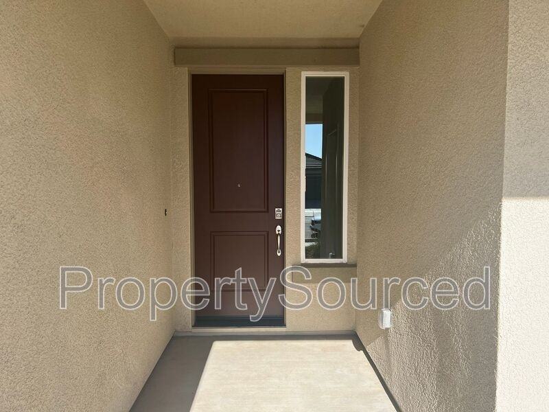 1029 Pipit St - Photo 3 of 36