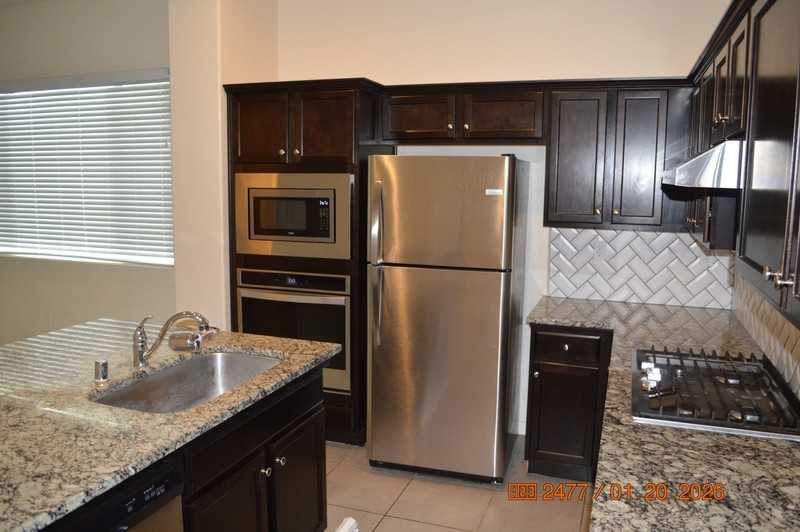 4319 Bixby Way - Photo 2 of 20