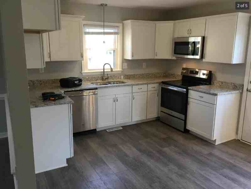 12311 Deerhurst Dr - Photo 2 of 5