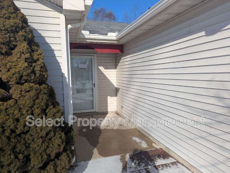 6117 Arapaho Trl - Photo 3 of 23