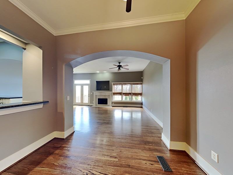 2088 Eagle Ridge Dr - Photo 5 of 21