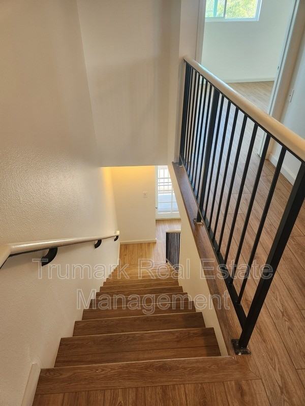 1122 E Elk Ave #111 - Photo 7 of 19