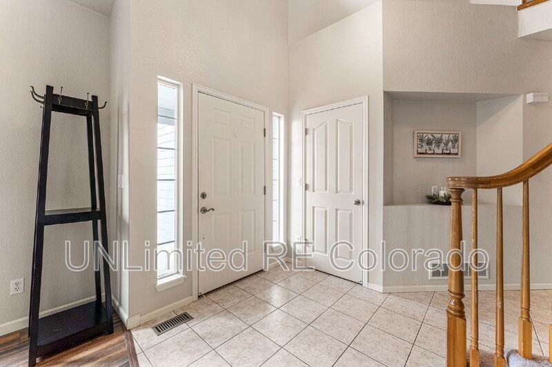 21805 Mount Elbert Pl - Photo 5 of 36