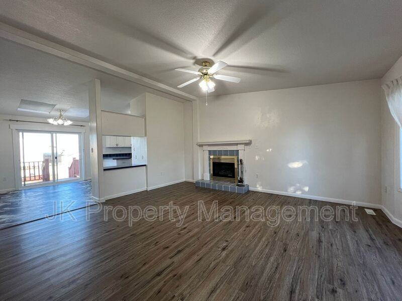 2516 15th St S - Photo 6 of 28