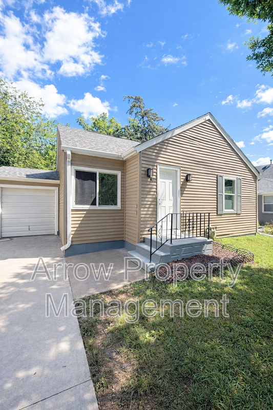 4118 Touzalin Ave - Photo 2 of 12