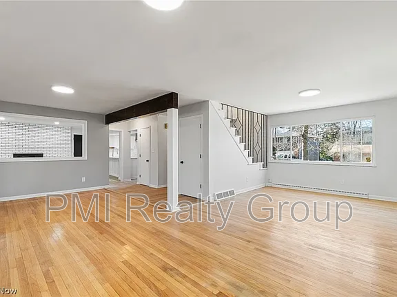 607 Castle Blvd - Photo 5 of 16