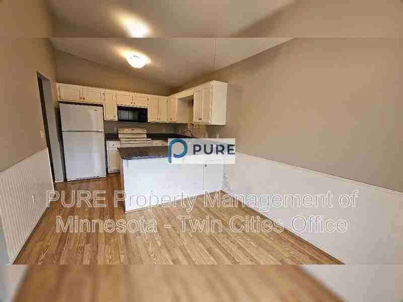 363 98th Ave Ne - Photo 4 of 27