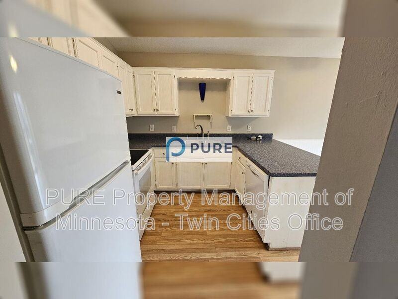 363 98th Ave Ne - Photo 5 of 27