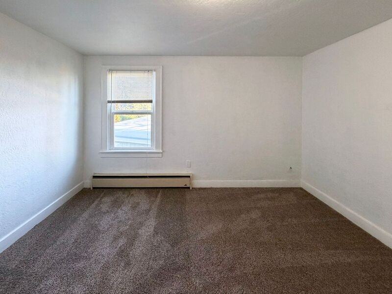 3511 Willamette St - Photo 6 of 15