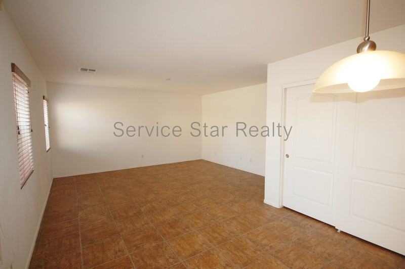 43194 W Jeremy St - Photo 7 of 25