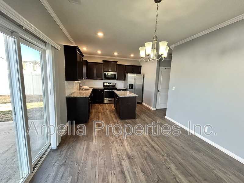 478 Brinkleys Way - Photo 5 of 20