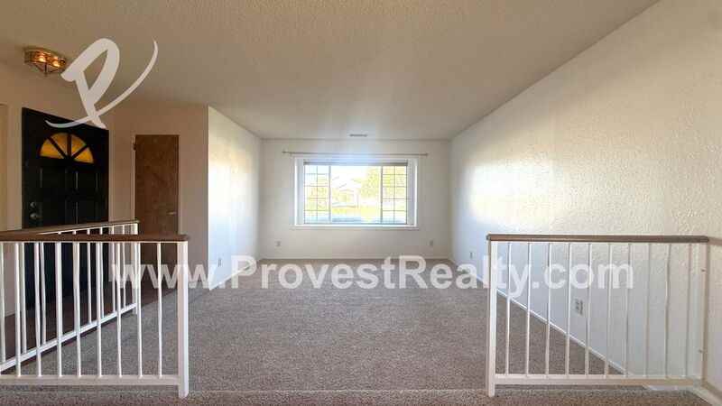 18151 Deer Park Ln - Photo 6 of 32