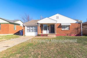 featured image of 3808 N Drexel Blvd
