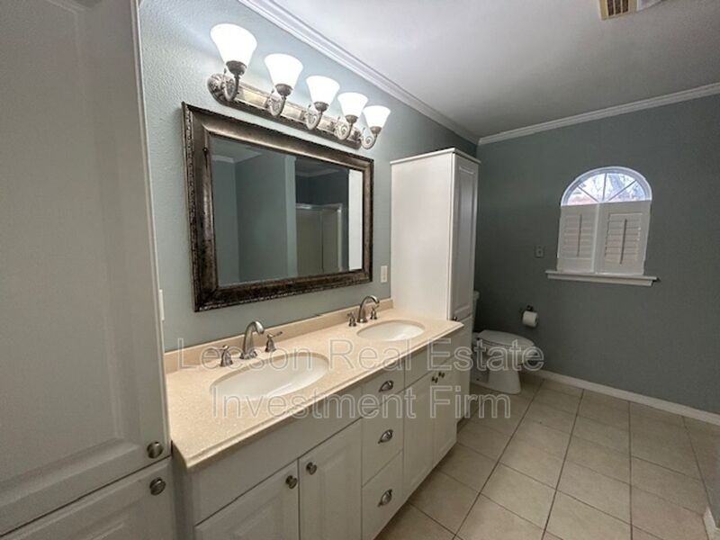 3715 Greenway Pl - Photo 5 of 7