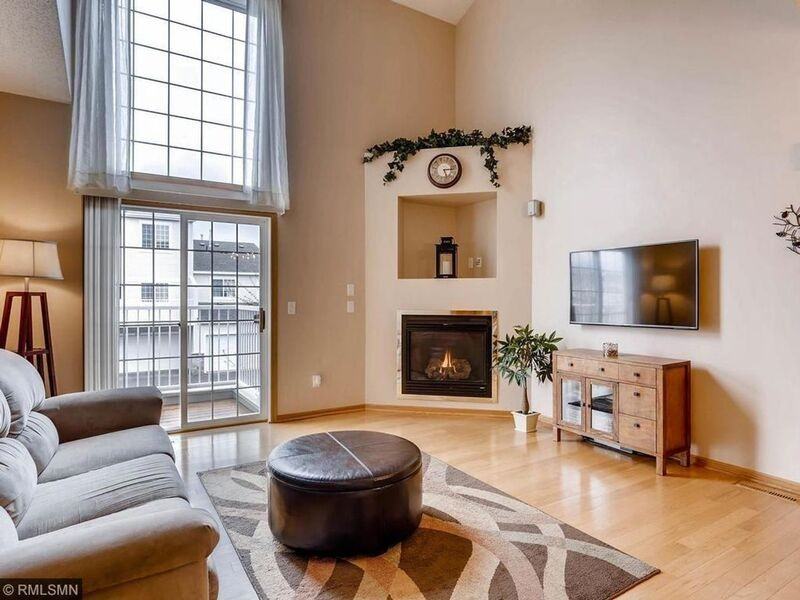 6612 Olive Ln N - Photo 5 of 13