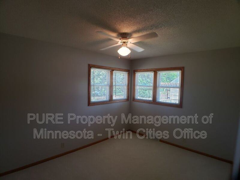 1315 5th Ave S - Photo 4 of 10