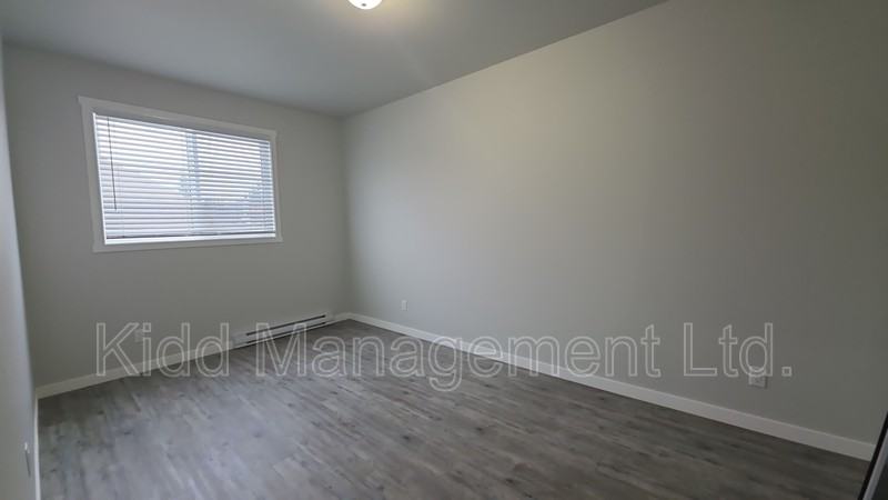 5620 Kidd Pl #B - Photo 6 of 12