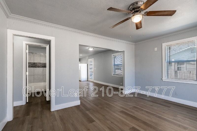 2114 Jupiter St - Photo 7 of 34