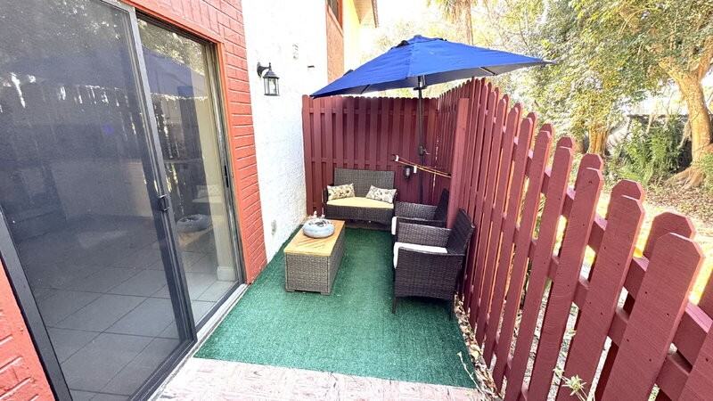 910 Big Tree Rd - Photo 4 of 25