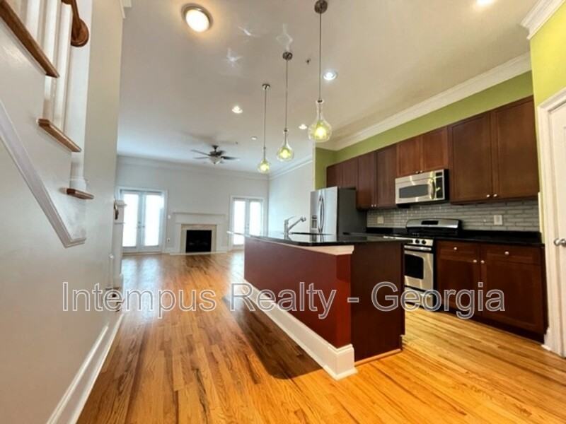 1688 Mosaic Way - Photo 6 of 38