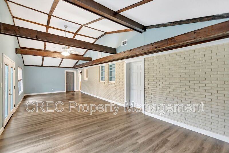 122 Longleaf Dr - Photo 7 of 29