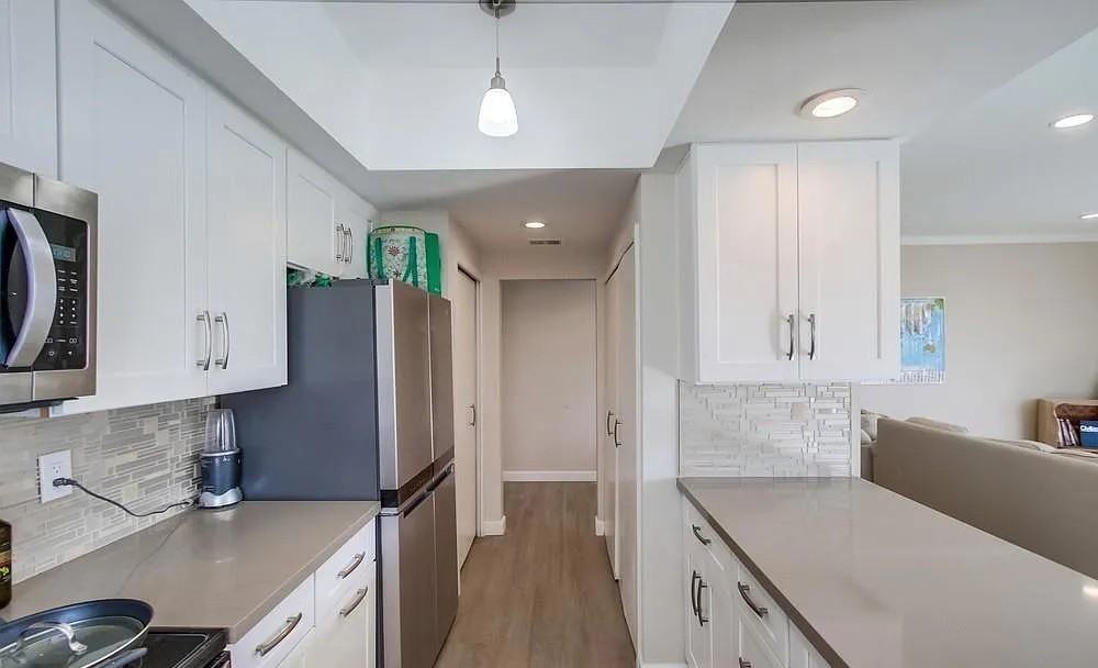 4018 Nobel Dr - Photo 5 of 8