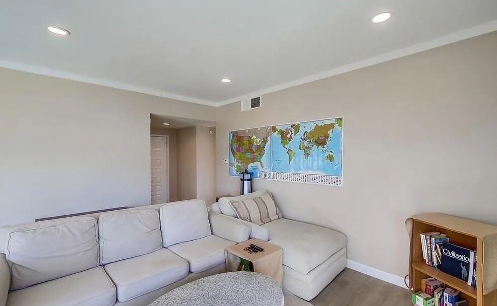 4018 Nobel Dr - Photo 7 of 8