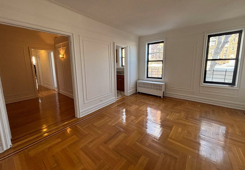 4499 Henry Hudson Pkwy