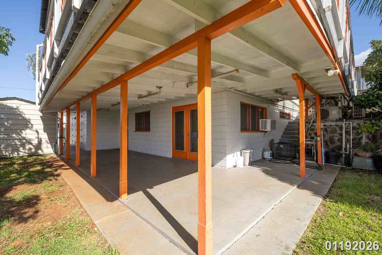 1535 Ala Amoamo St - Photo 7 of 20