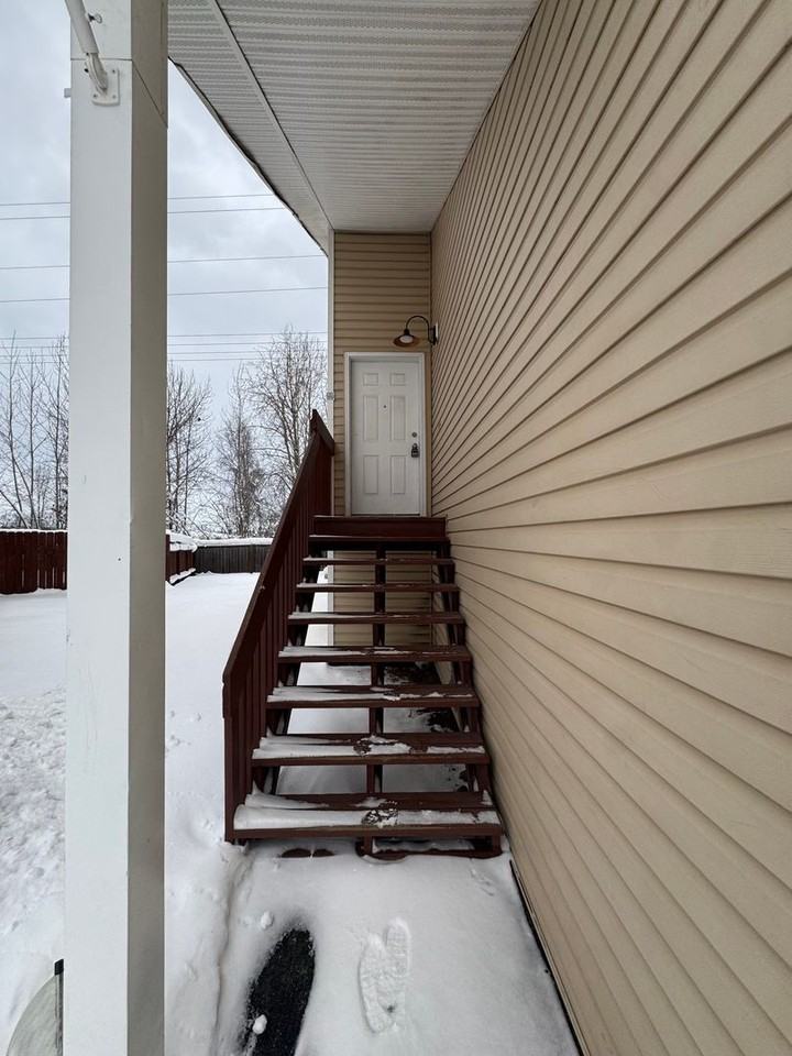 100 Burton St #A - Photo 2 of 21