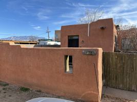 featured image of 3728 11th St Nw